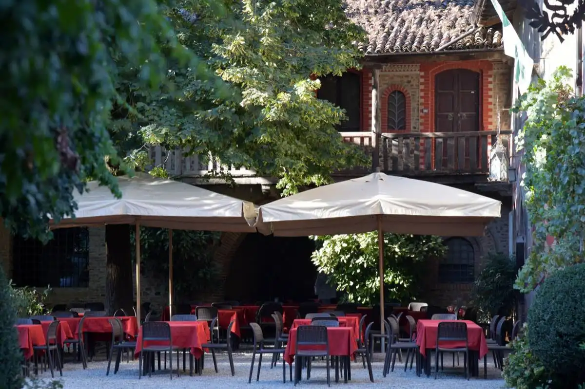 Commercial patio cover services in Mission, TX